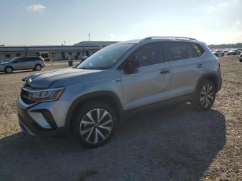  Salvage Volkswagen Taos