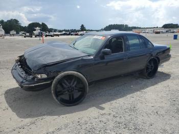  Salvage Ford Crown Vic