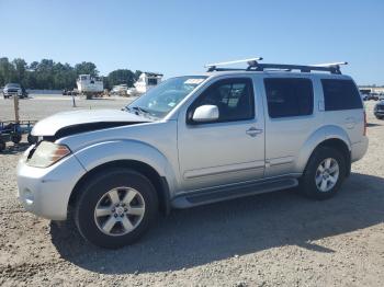  Salvage Nissan Pathfinder