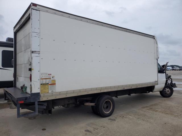 Ford Econoline E450 Super Duty Cutaway Van Image 2