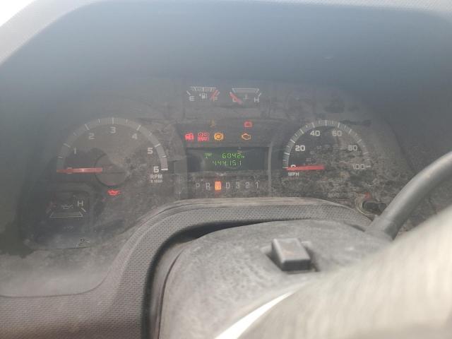 Ford Econoline E450 Super Duty Cutaway Van Image 9