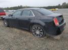Chrysler 300 S Image 5
