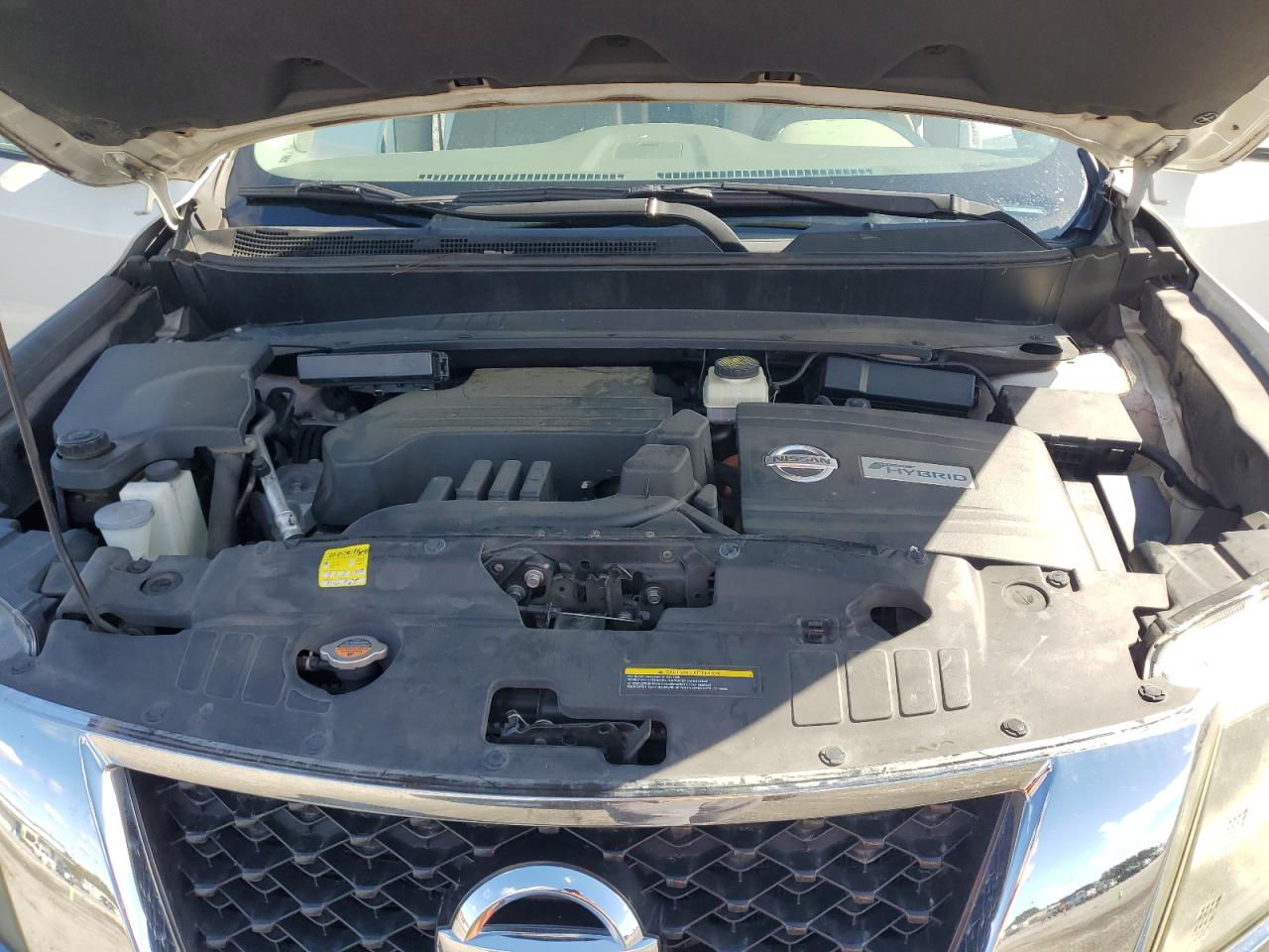 Nissan Pathfinder Sv Hybrid Image 9