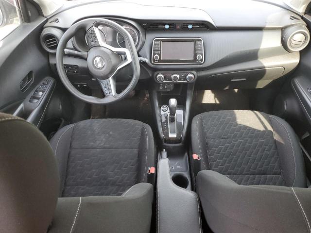 Nissan Kicks S Image 6