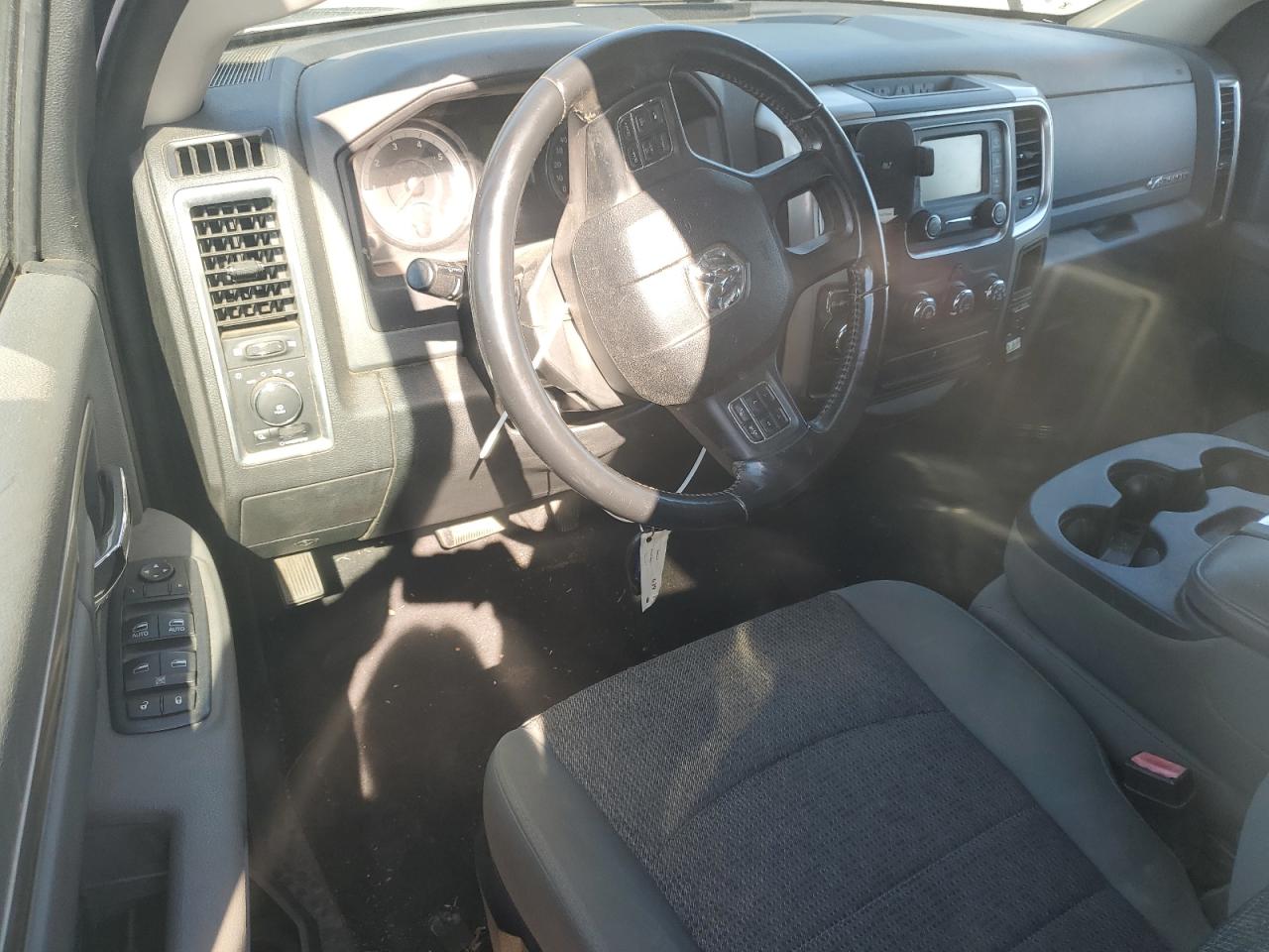 Ram 1500 Slt Image 9