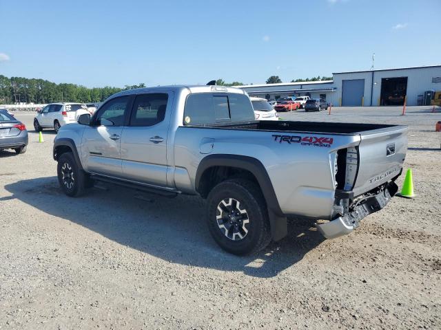 Toyota Tacoma Double Cab Image 3