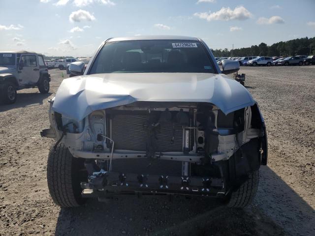 Toyota Tacoma Double Cab Image 11