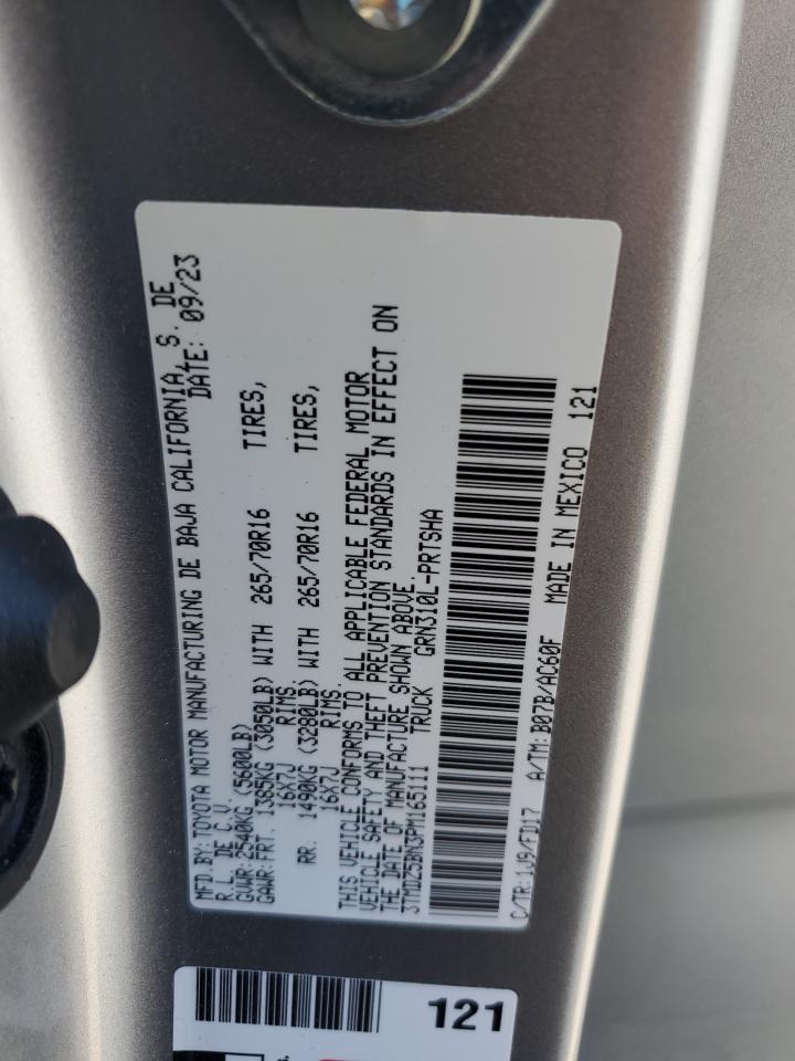 Toyota Tacoma Double Cab Image 10