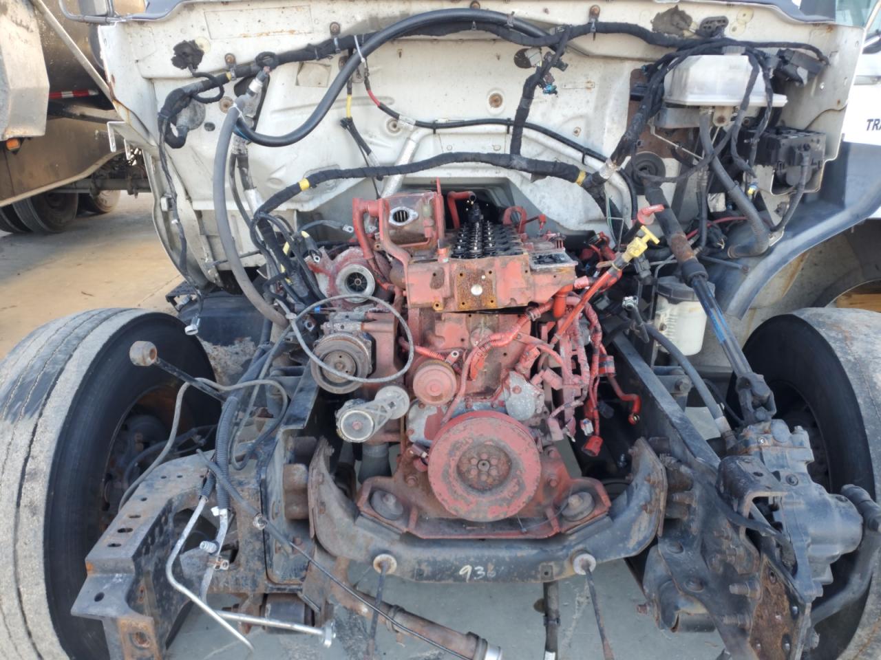 Ford F-650 Super Duty Image 7