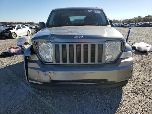 Jeep Liberty Sport Image 6