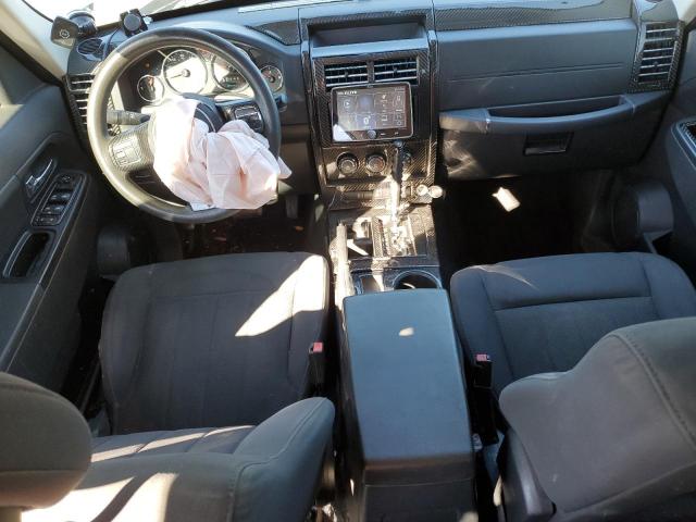 Jeep Liberty Sport Image 8