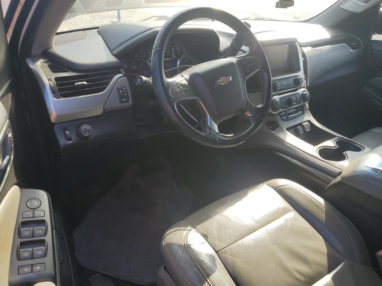 Chevrolet Tahoe C1500 Lt Image 7