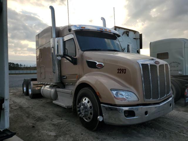  Salvage Peterbilt 579