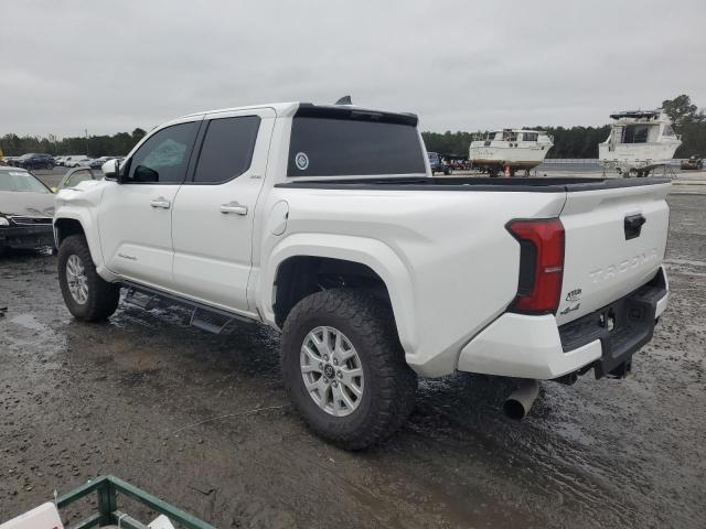 Toyota Tacoma Double Cab Image 4