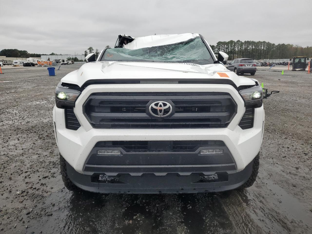 Toyota Tacoma Double Cab Image 5