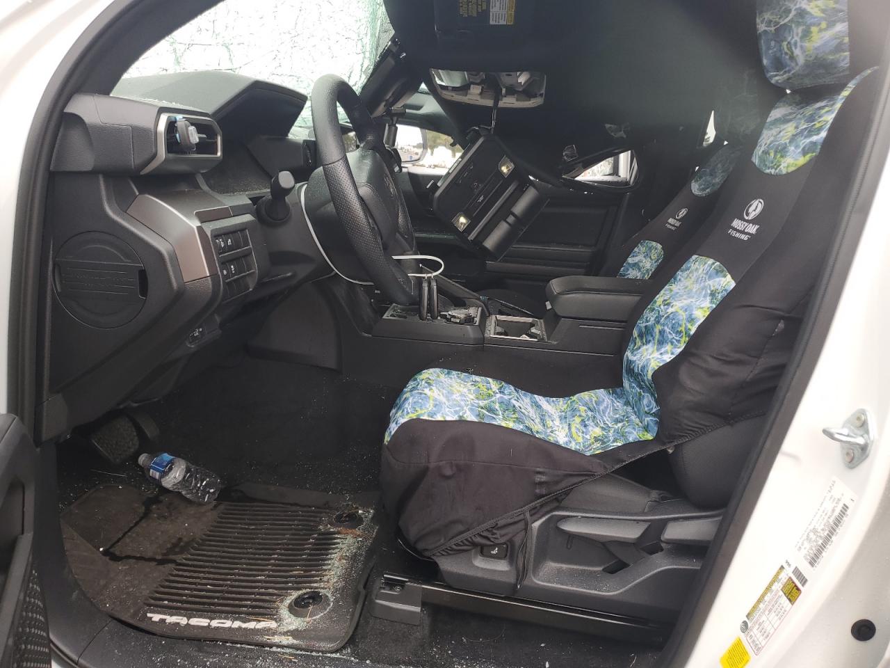 Toyota Tacoma Double Cab Image 7