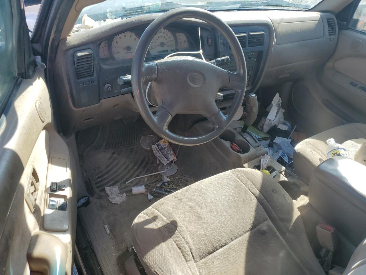 Toyota Tacoma Xtracab Image 10