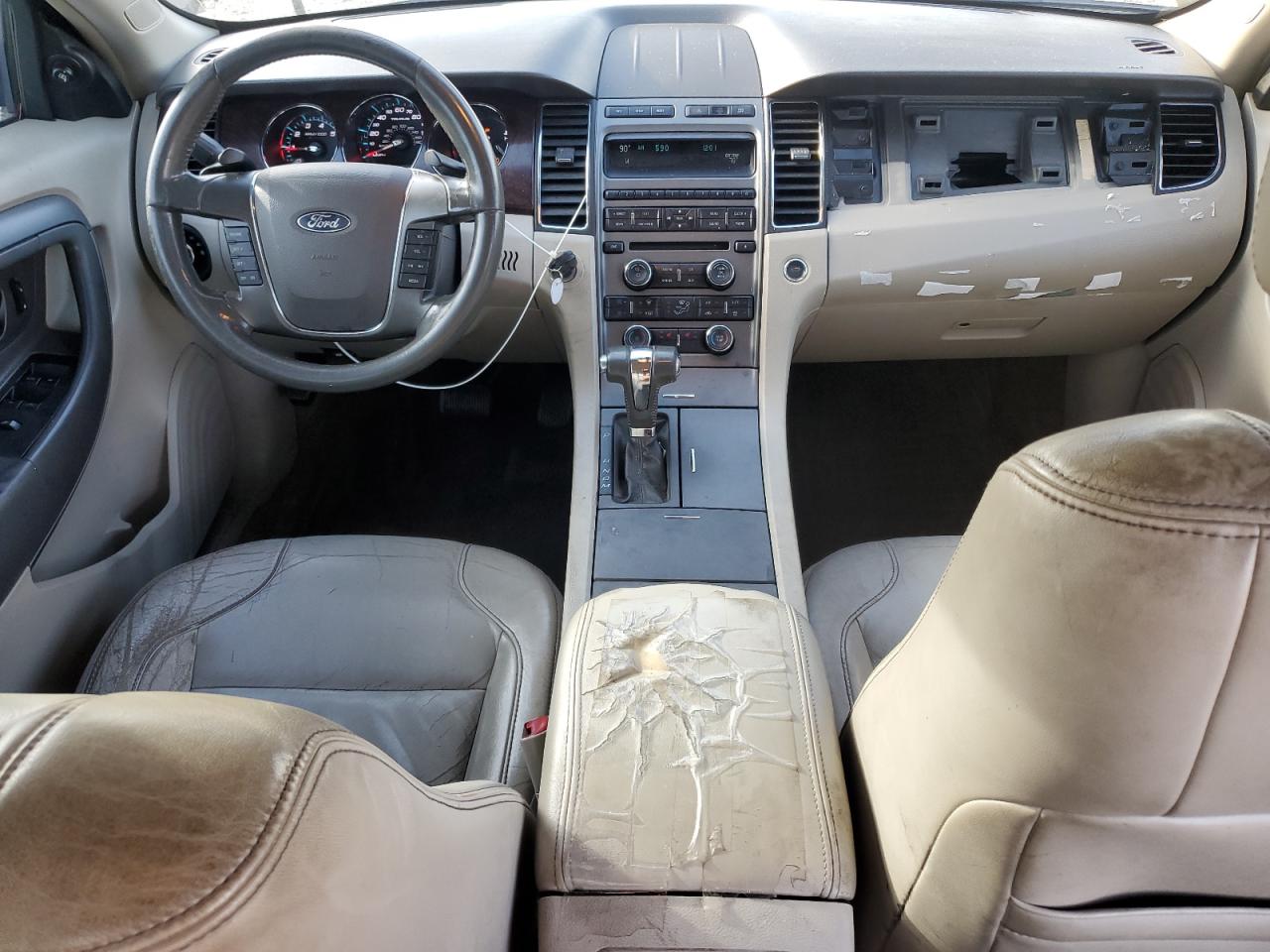 Ford Taurus Sel Image 12