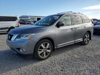  Salvage Nissan Pathfinder