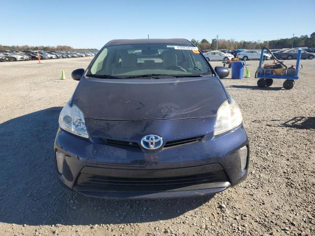 Toyota Prius Image 8
