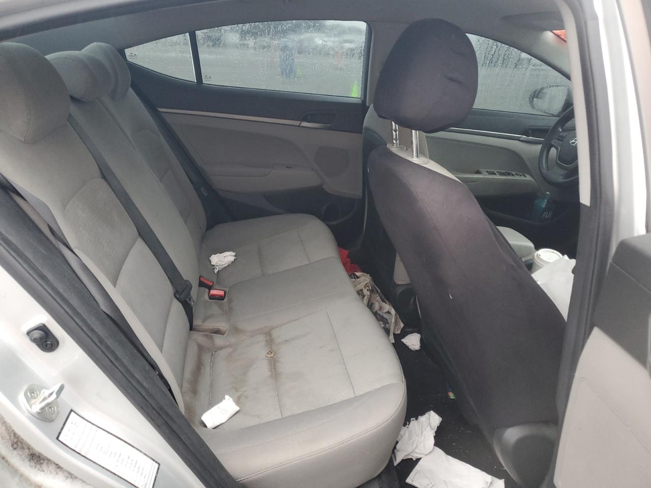 Hyundai ELANTRA Se Image 10