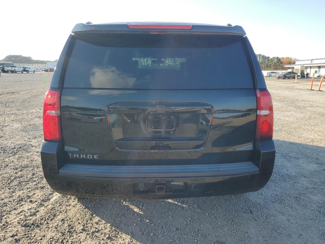 Chevrolet Tahoe C1500 Ls Image 6