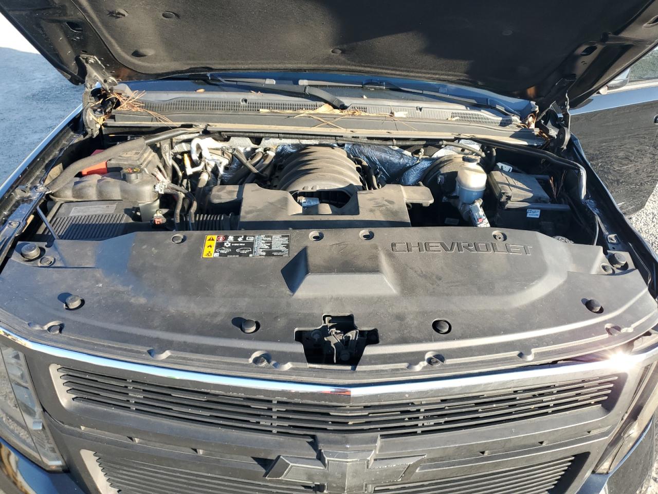 Chevrolet Tahoe C1500 Ls Image 8