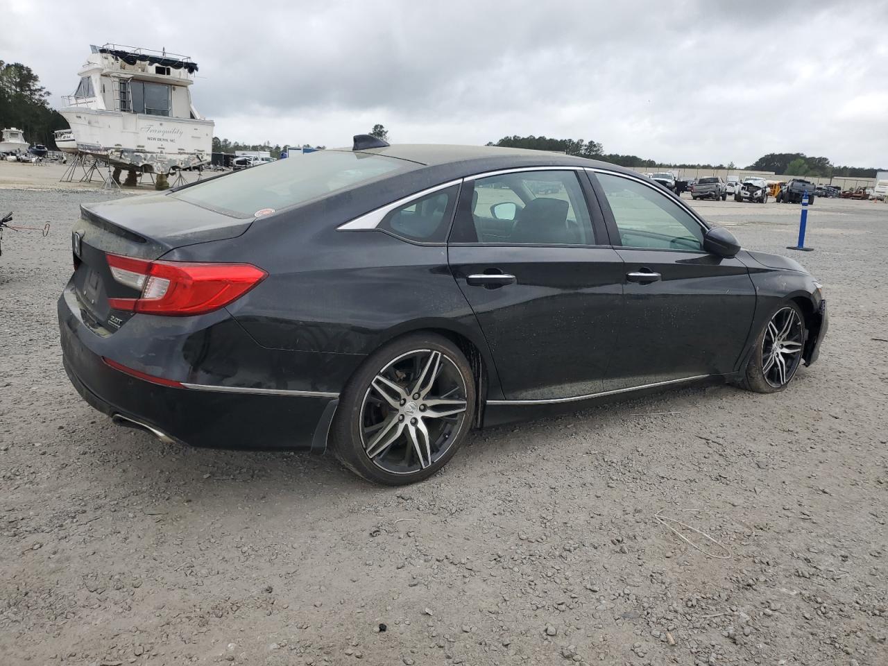 Honda Accord Touring Image 4