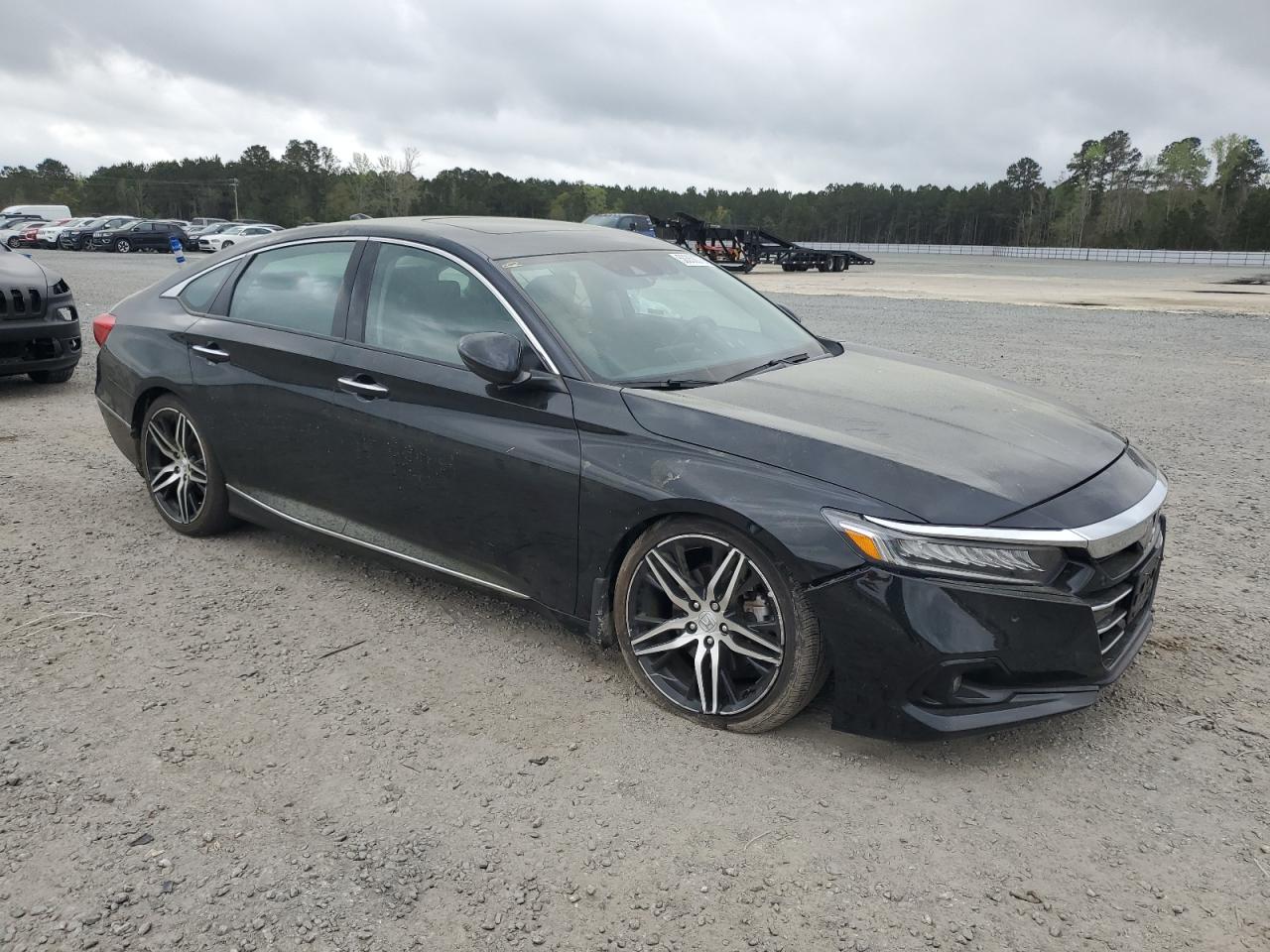 Honda Accord Touring Image 3