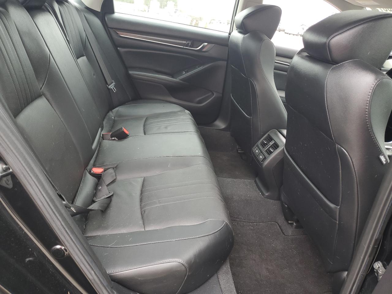 Honda Accord Touring Image 11