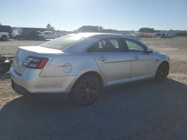 Ford Taurus Limited Image 3