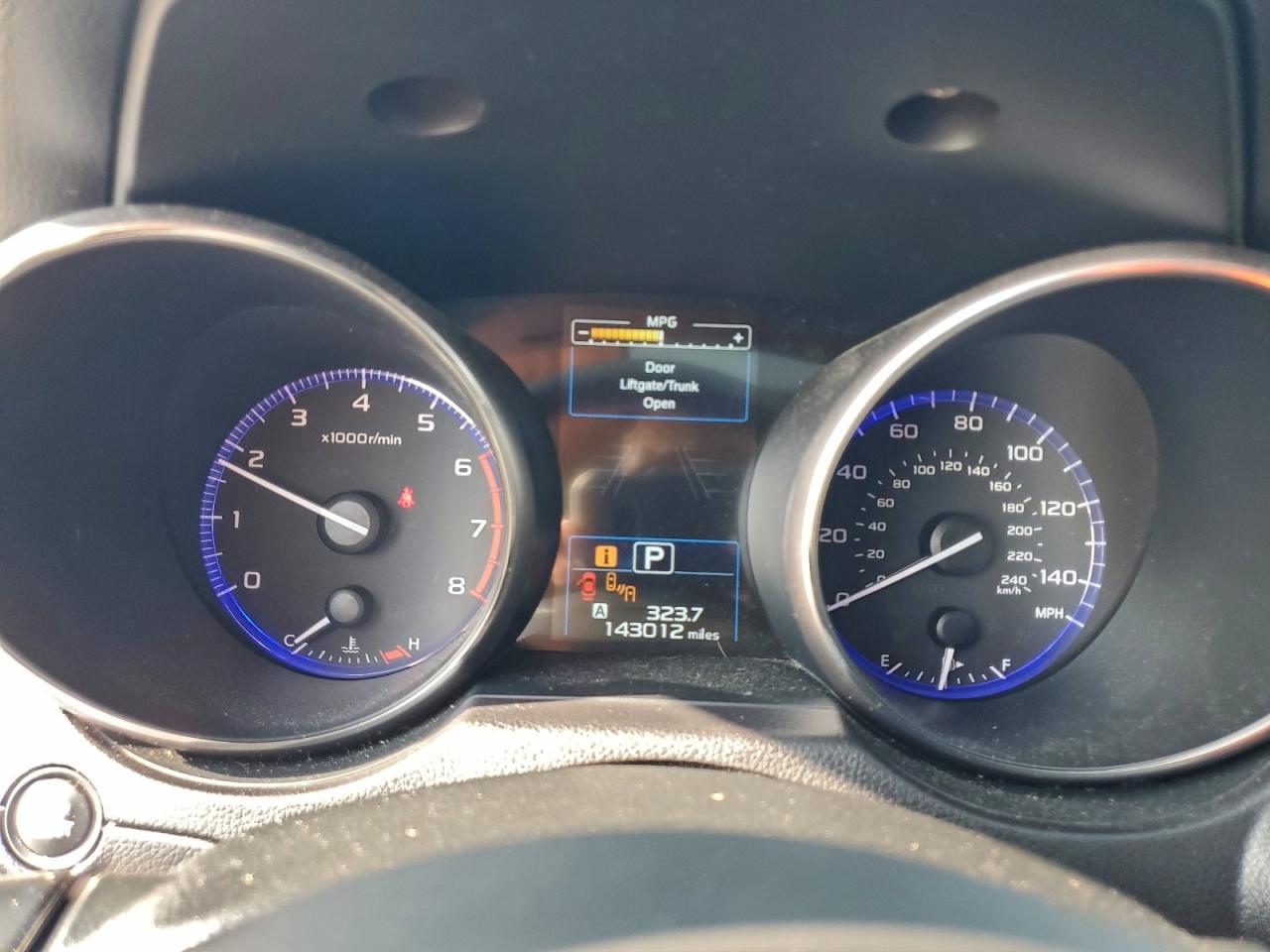 Subaru Legacy 2.5i Limited Image 8