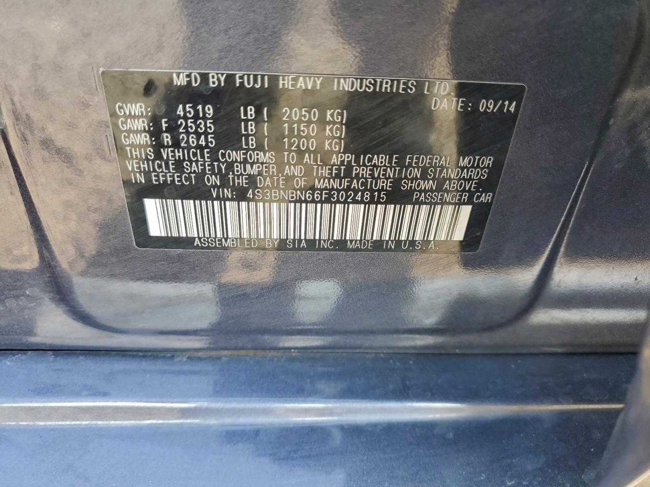 Subaru Legacy 2.5i Limited Image 12