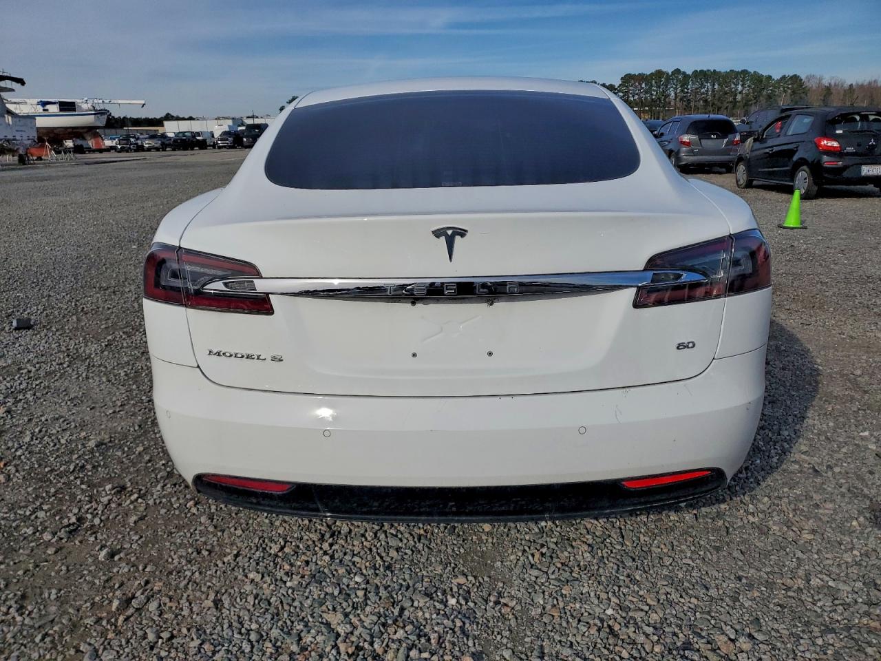 Tesla Model S Image 6