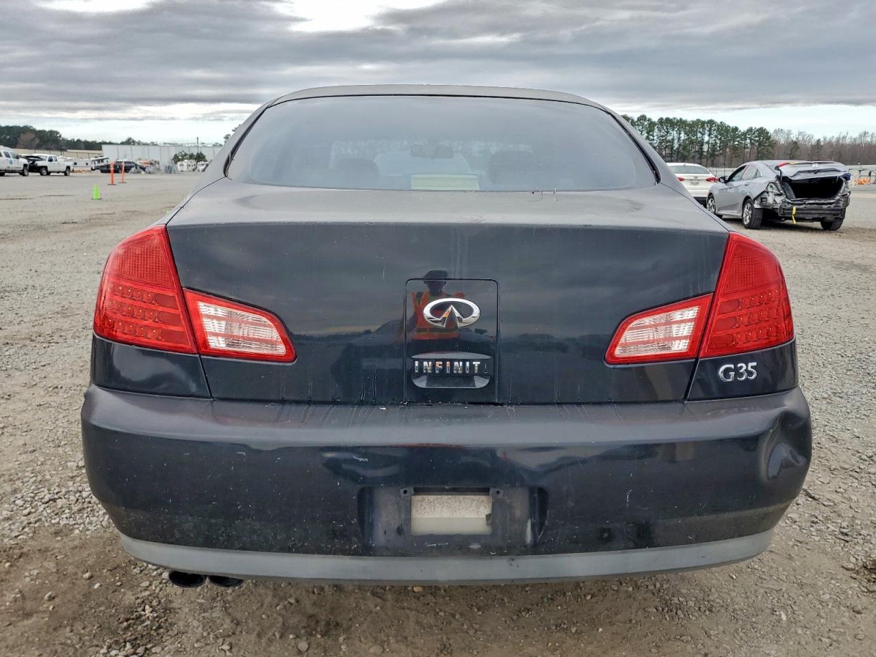 INFINITI G35 Image 3