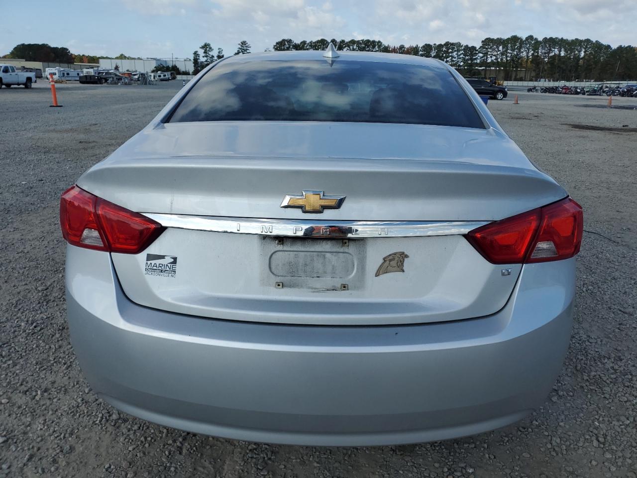Chevrolet Impala Lt Image 2