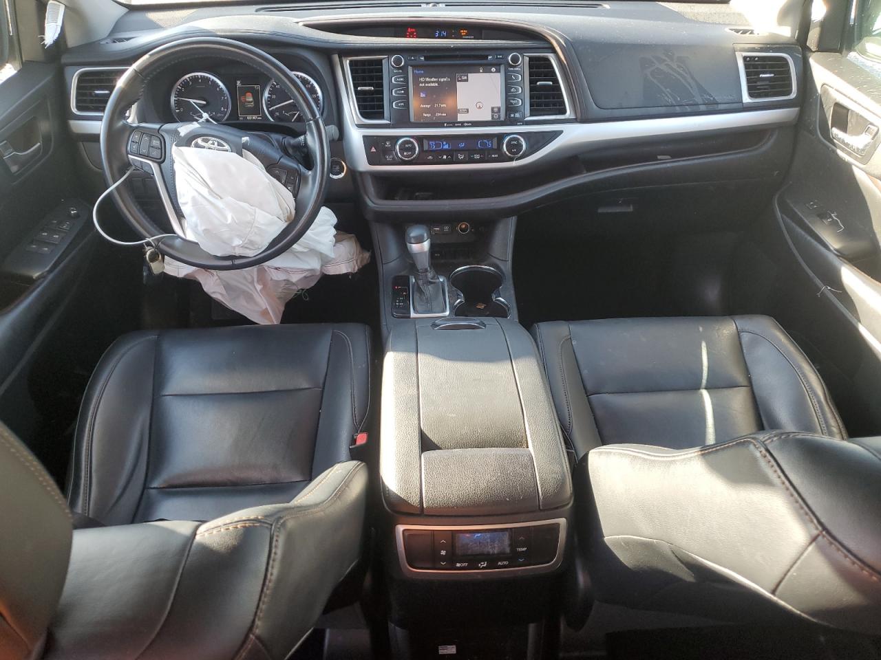 Toyota Highlander Se Image 9