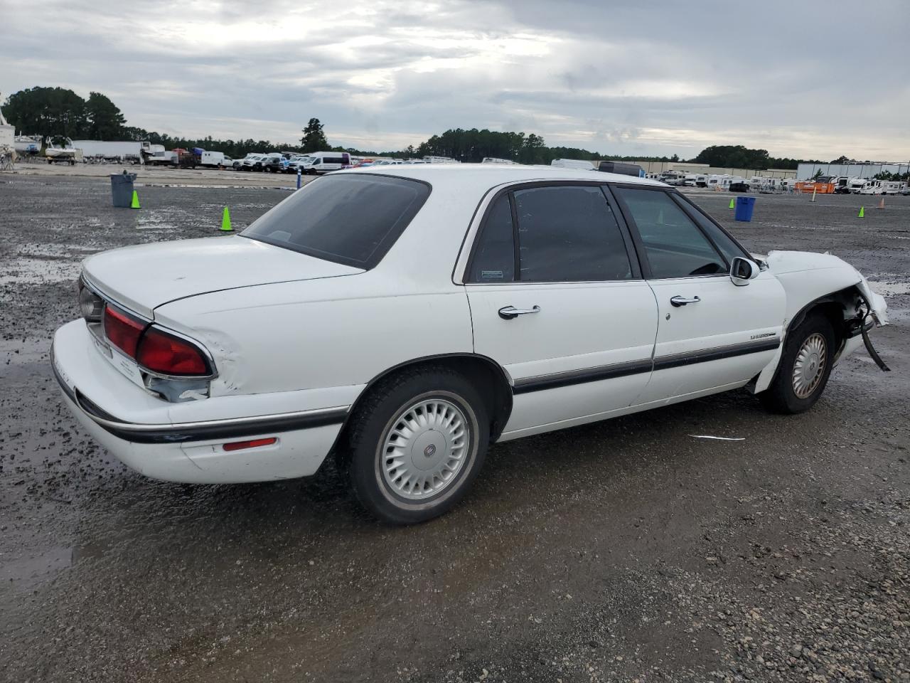 Buick LeSabre Custom Image 2