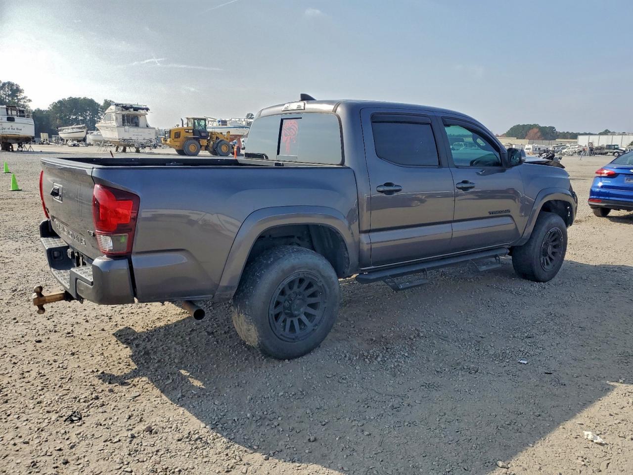 Toyota Tacoma Double Cab Image 7