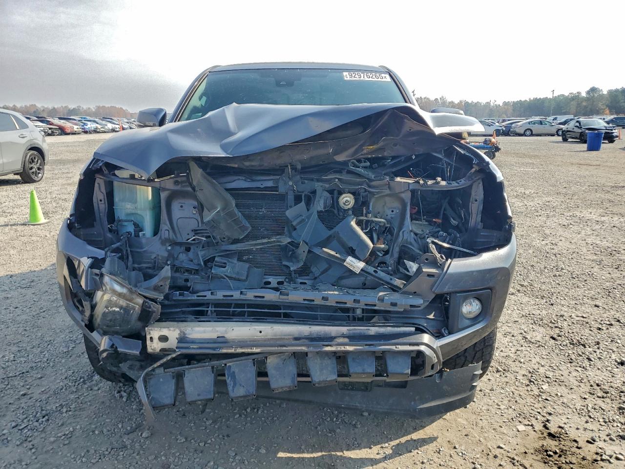 Toyota Tacoma Double Cab Image 3