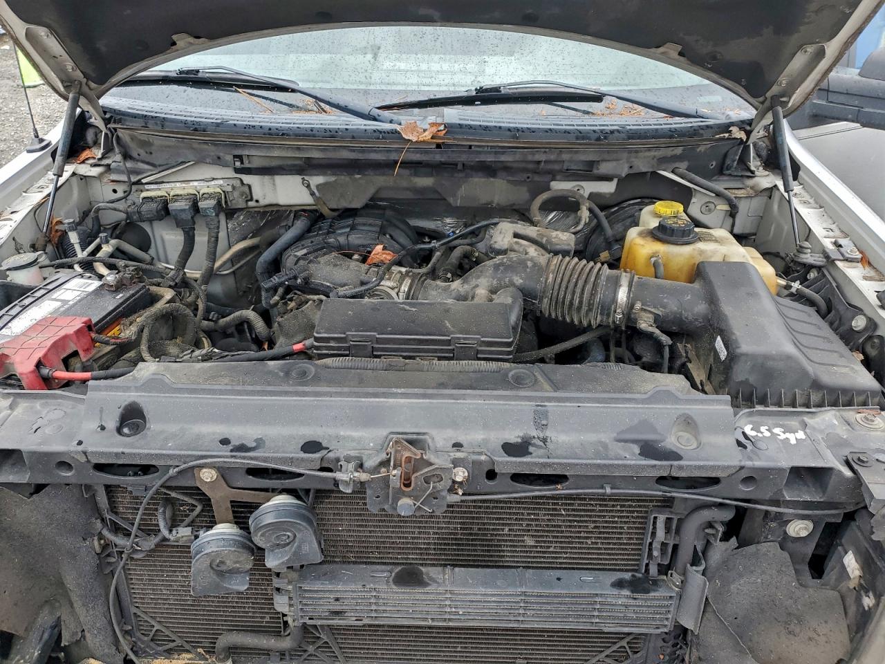 Ford F-150 Super Cab Image 2