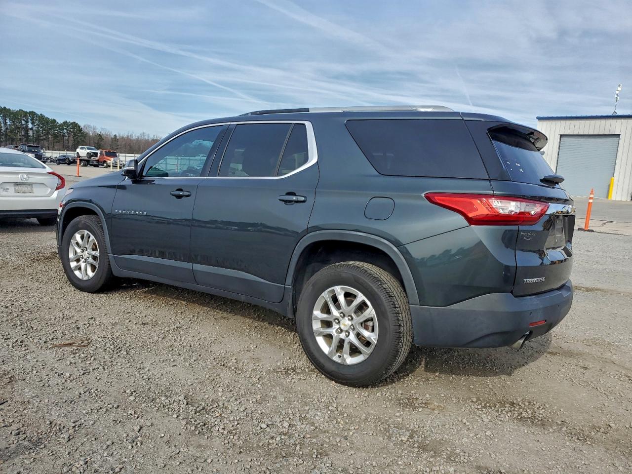 Chevrolet Traverse Lt Image 2