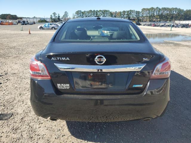 Nissan Altima 2.5 Image 2