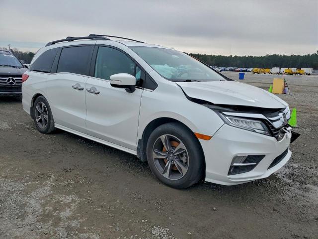 Honda Odyssey Touring Image 6