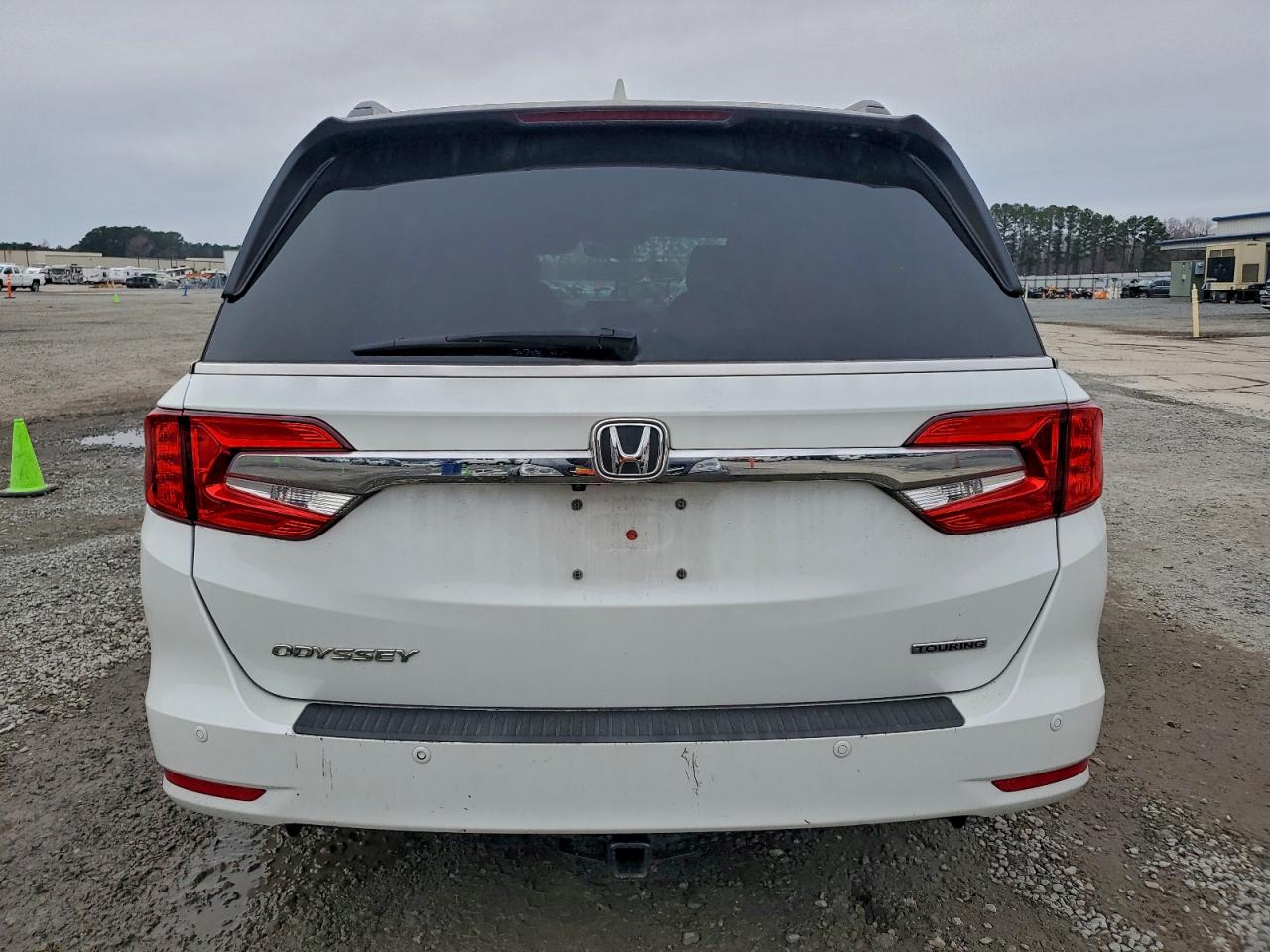 Honda Odyssey Touring Image 8