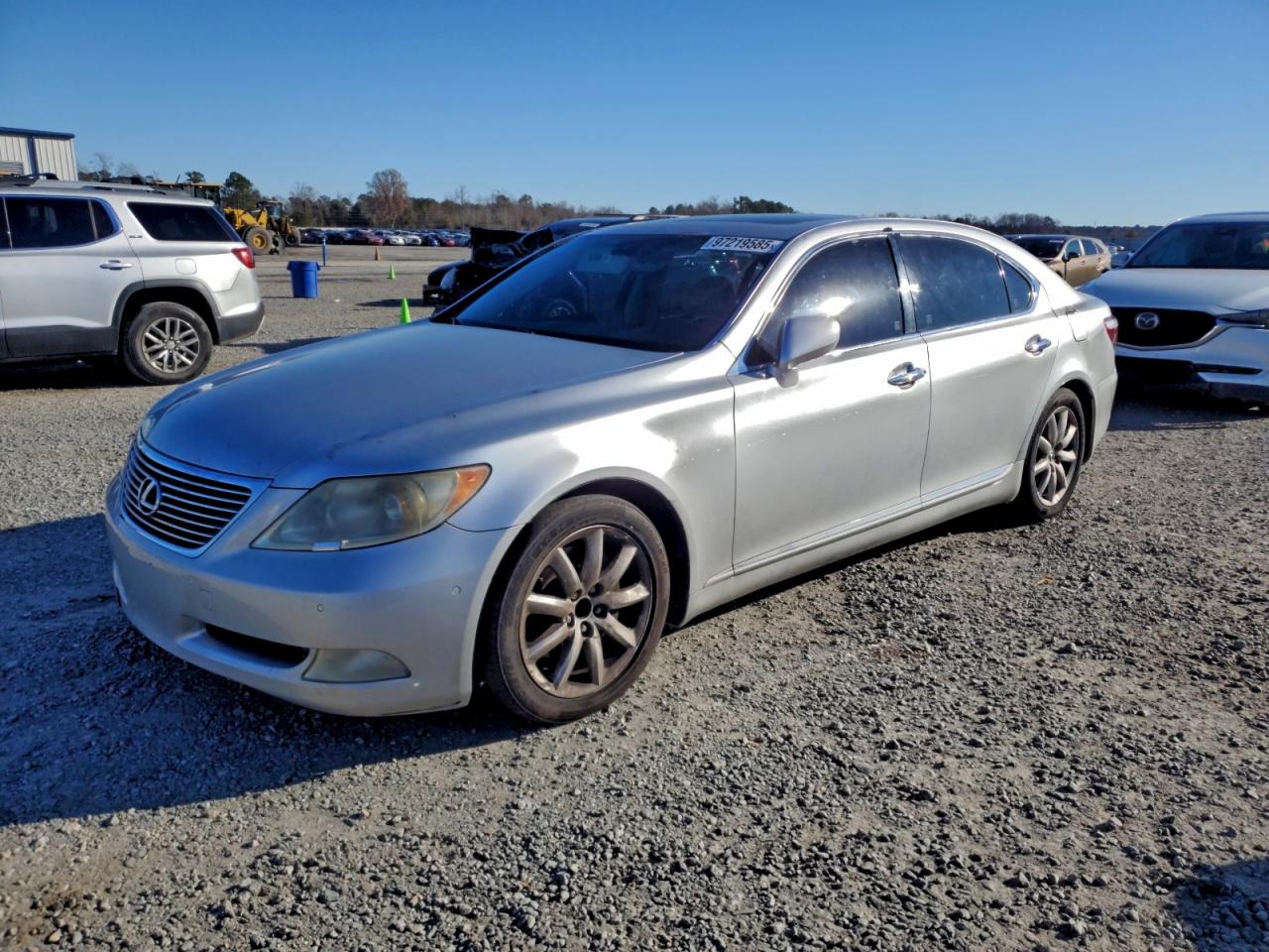 Lexus LS 460l Image 1