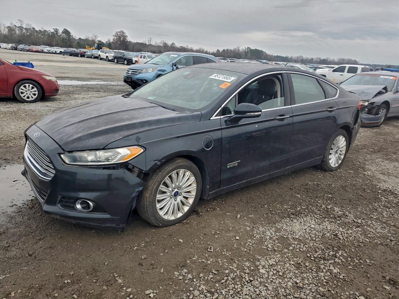 Ford Fusion Titanium Phev Image 1