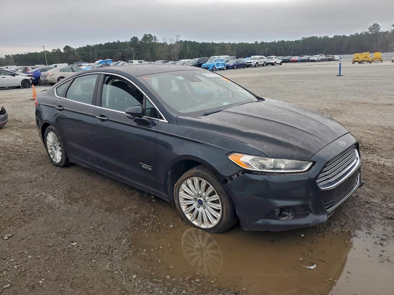 Ford Fusion Titanium Phev Image 7