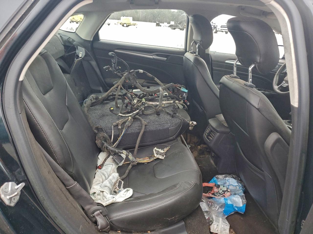 Ford Fusion Titanium Phev Image 6