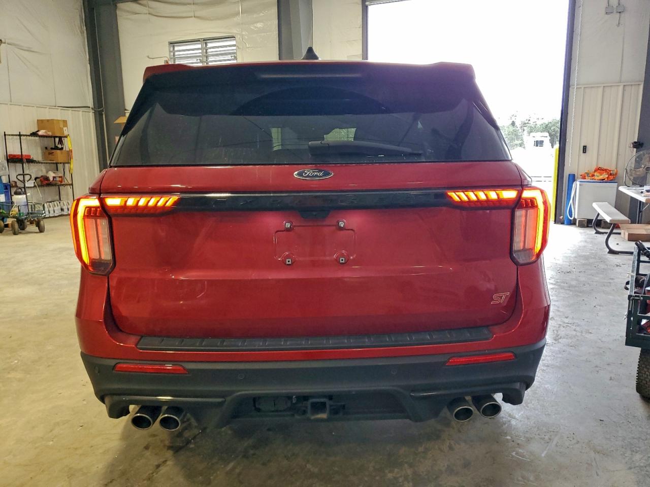 Ford Explorer St Image 7